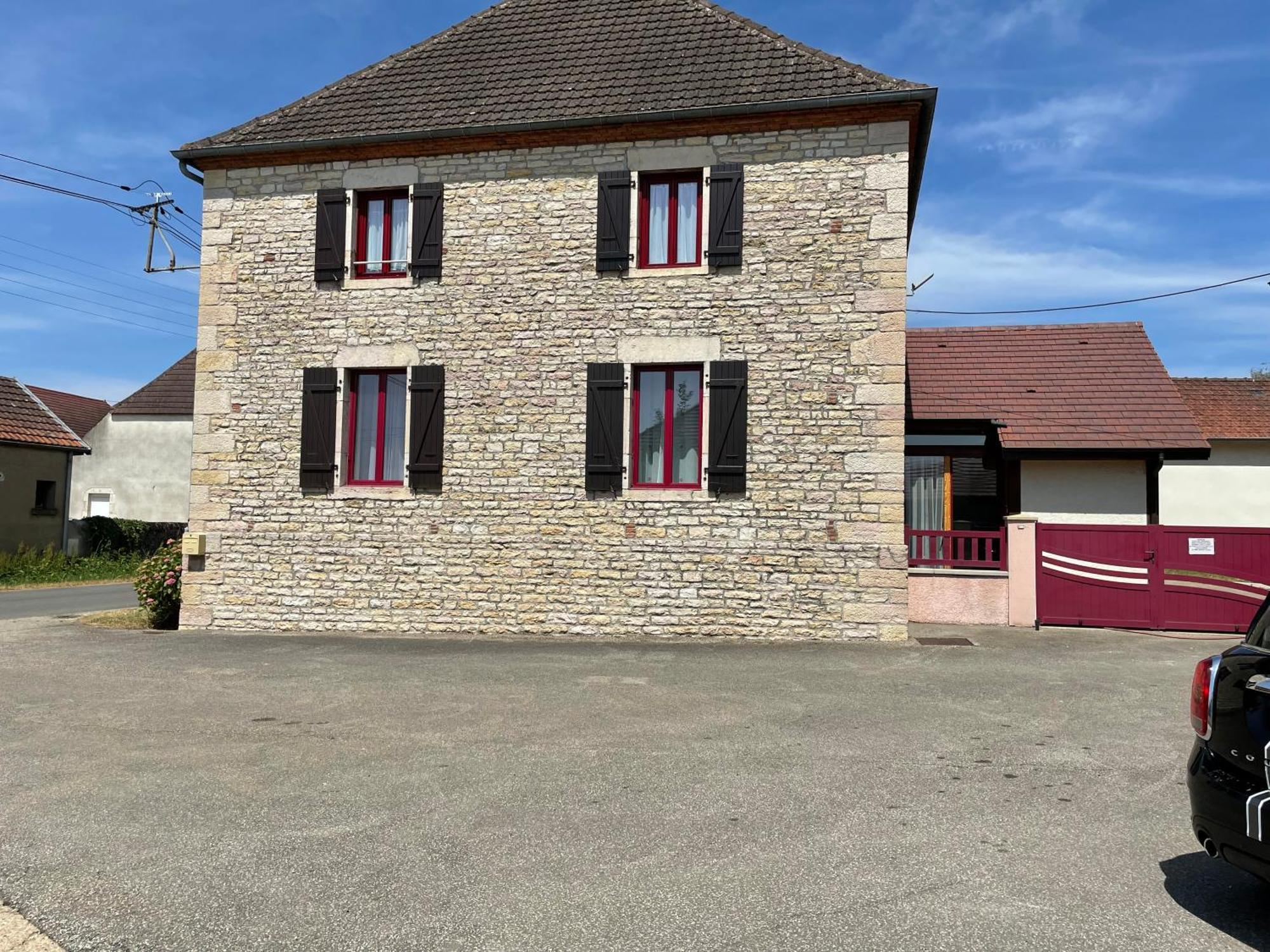 Chez Laurence Saint-Aubin  Exterior photo